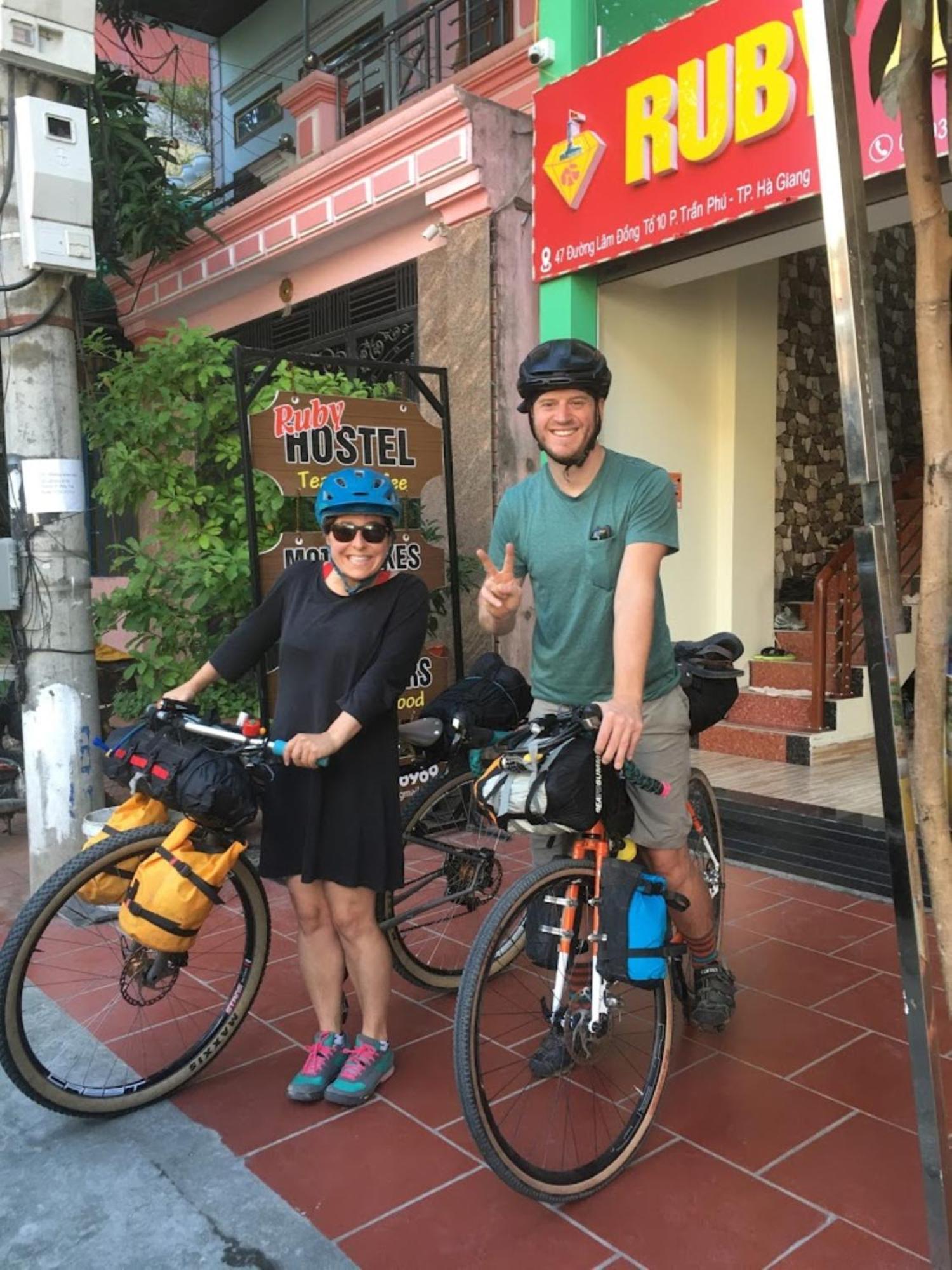 Ruby Hostel 河江 外观 照片
